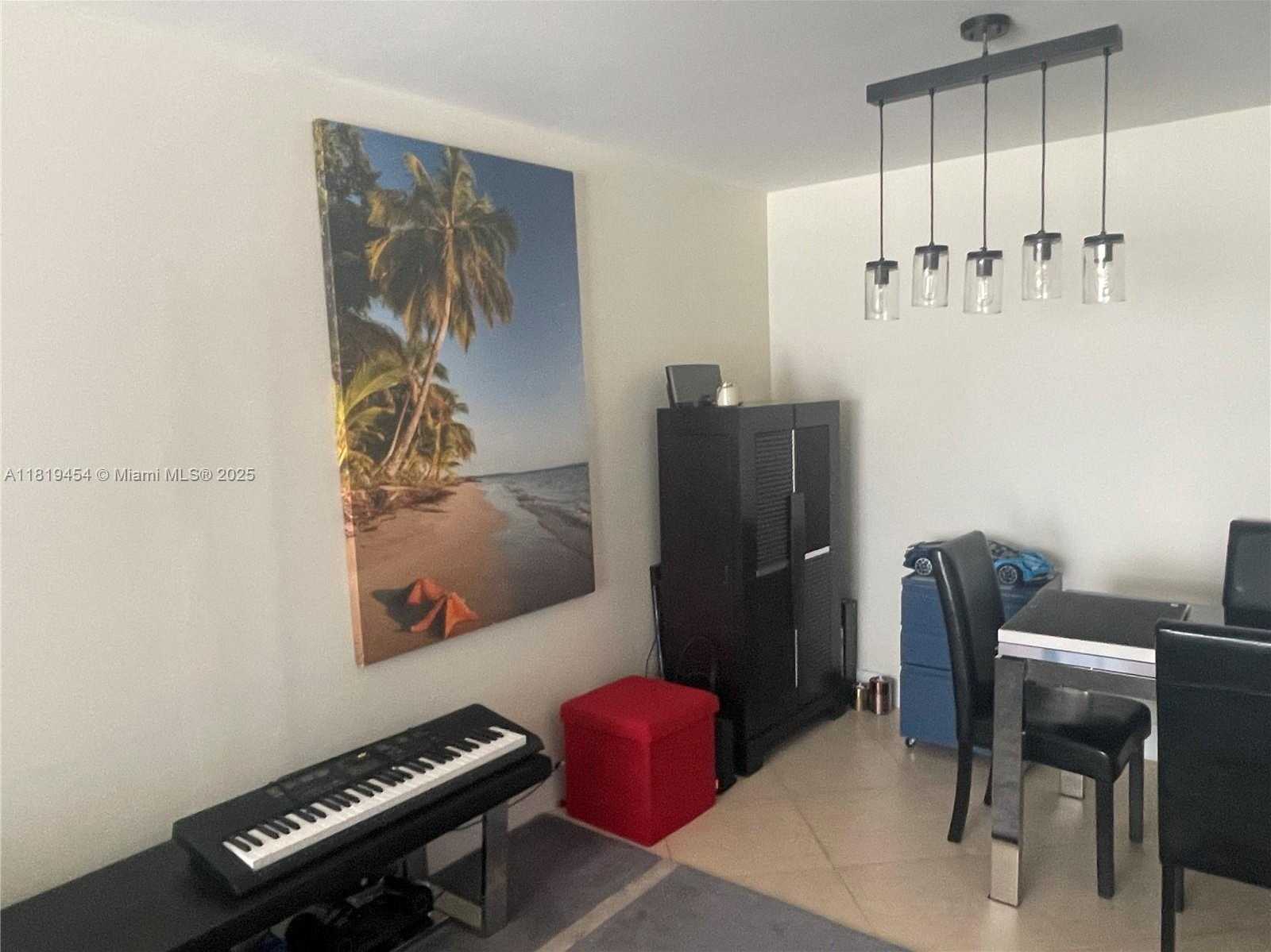 Small Image of 2625 COLLINS AVE #312, Miami Beach Number 11