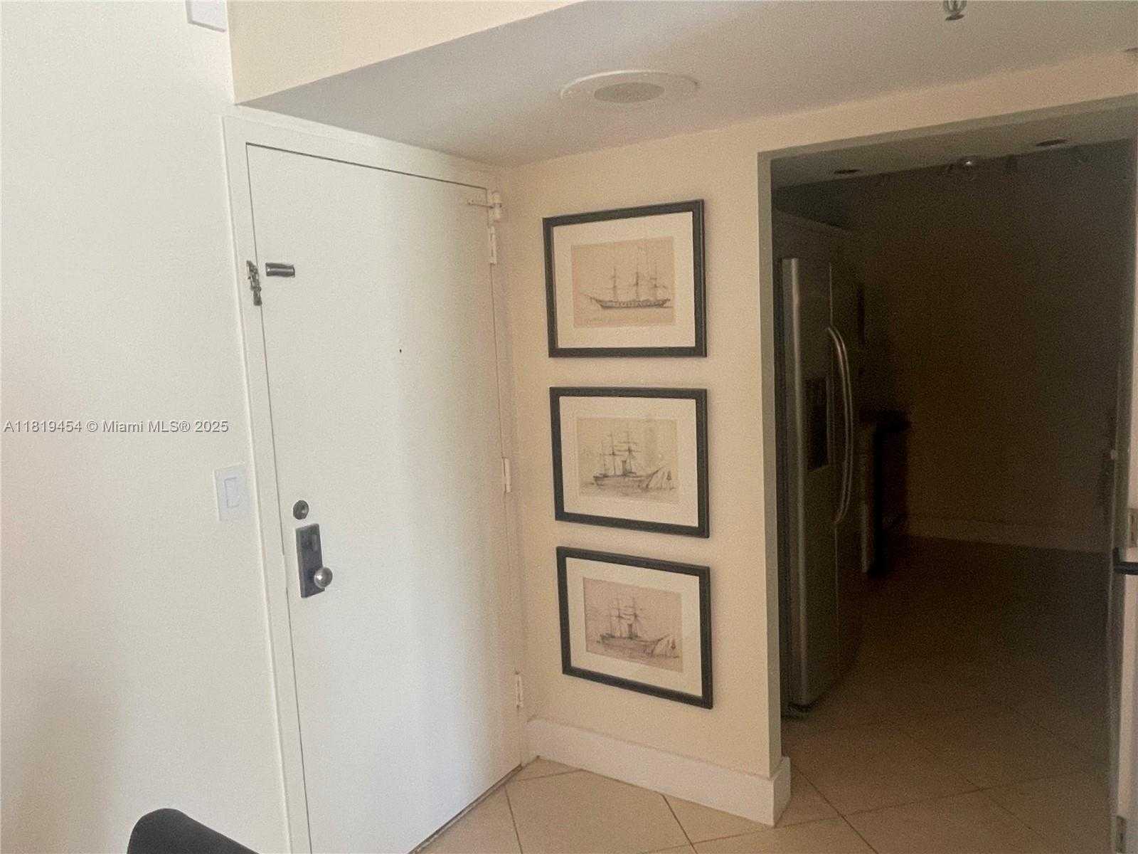 Small Image of 2625 COLLINS AVE #312, Miami Beach Number 12