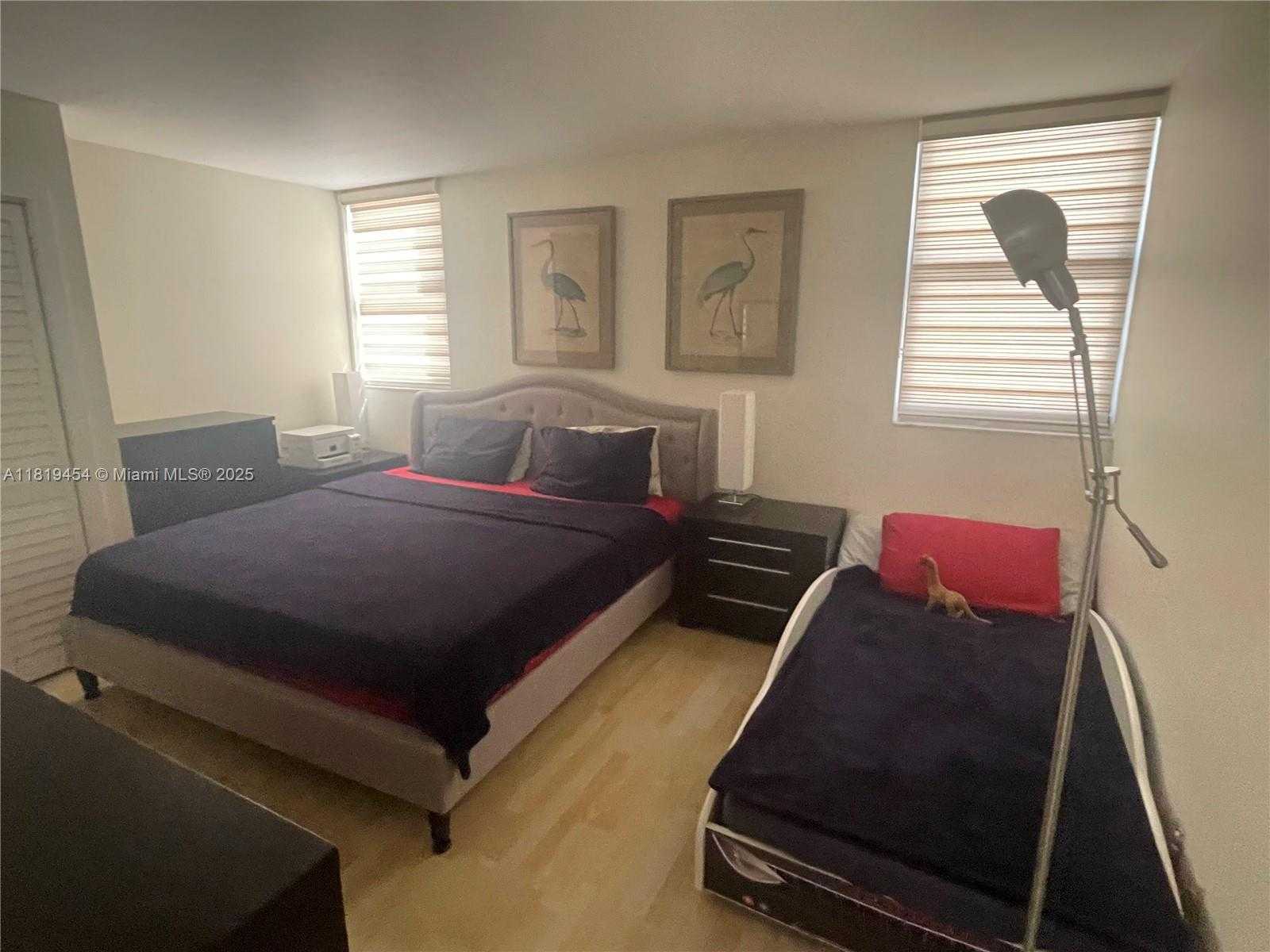Small Image of 2625 COLLINS AVE #312, Miami Beach Number 20