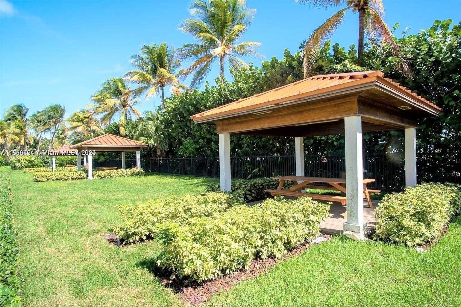 Small Image of 2625 COLLINS AVE #312, Miami Beach Number 28