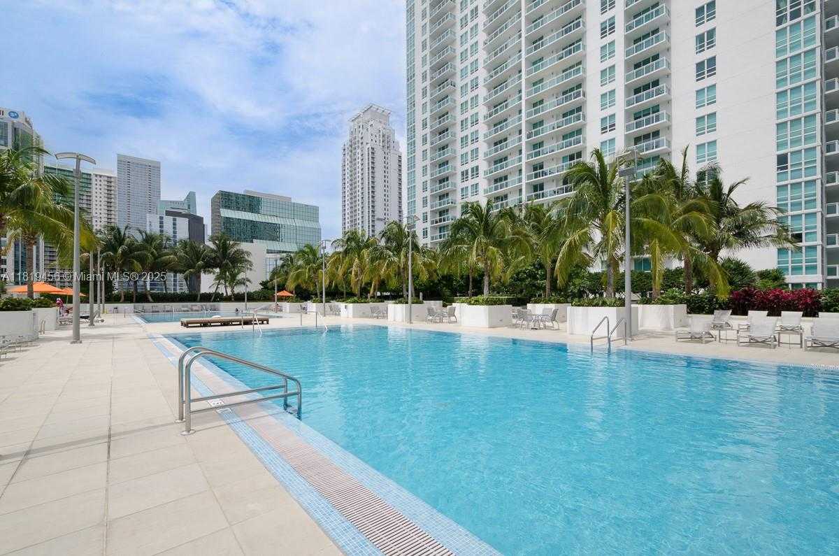 Small Image of 950 BRICKELL BAY DR #1701, Miami Number 29