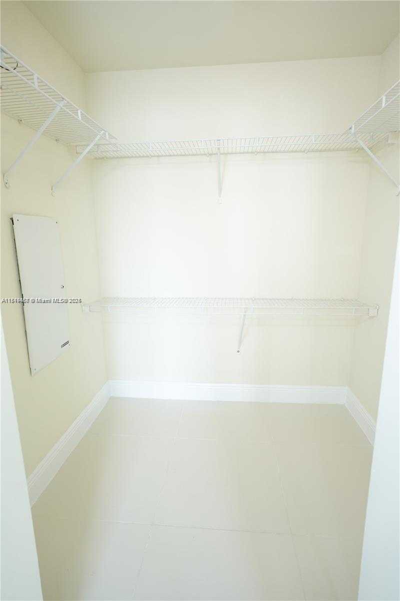 Small Image of 1861 NORTH WEST S RIVER DR #2503, Miami Number 12