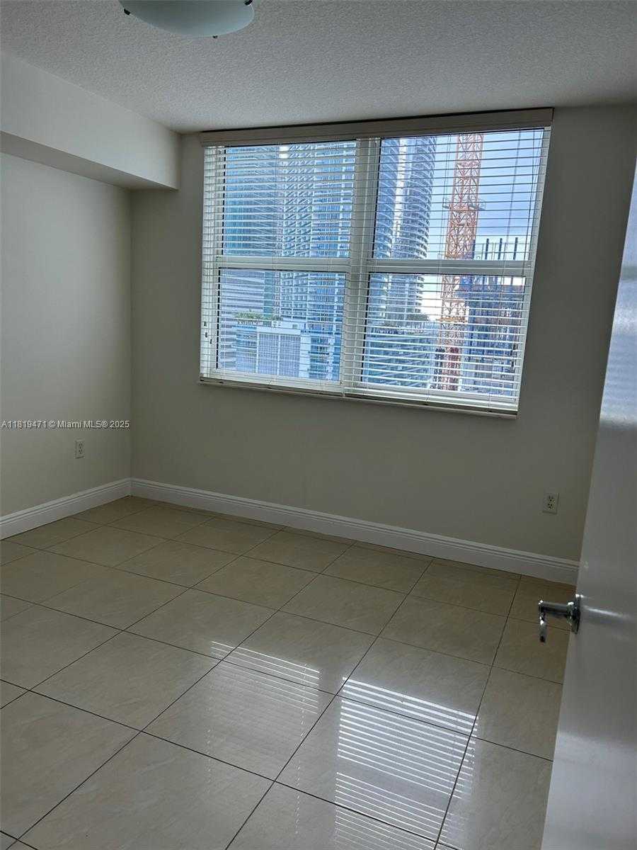 Small Image of 31 SOUTH EAST 5TH ST #2008, Miami Number 28