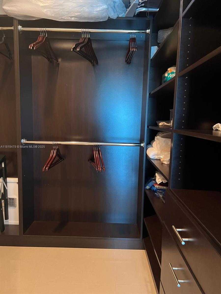 Small Image of 2950 NORTH EAST 188TH ST #446, Aventura Number 25