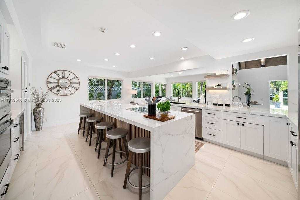 Small Image of 1611 SOUTH EAST 8TH ST, Fort Lauderdale Number 13