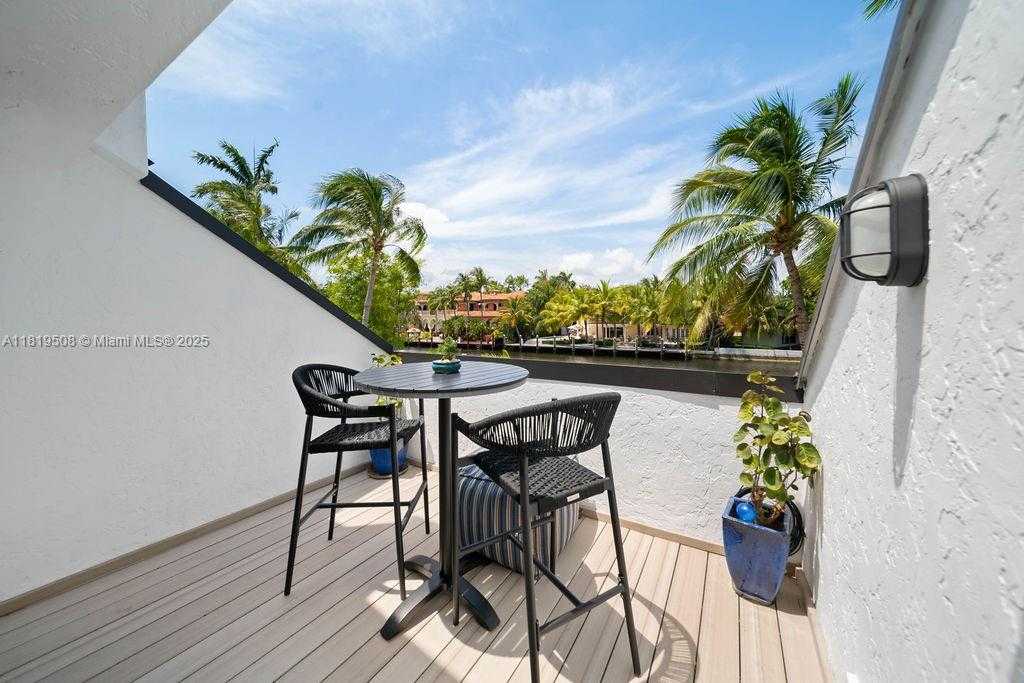 Small Image of 1611 SOUTH EAST 8TH ST, Fort Lauderdale Number 26