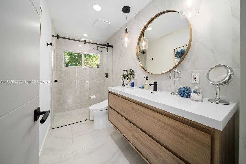 Small Image of 1611 SOUTH EAST 8TH ST, Fort Lauderdale Number 28