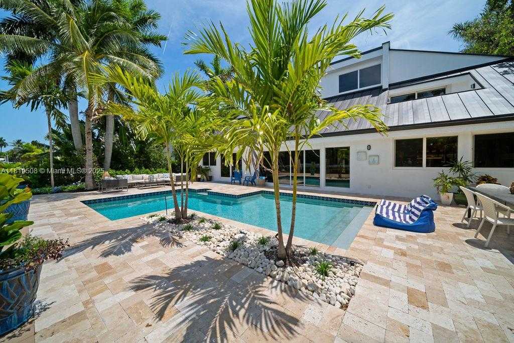 Small Image of 1611 SOUTH EAST 8TH ST, Fort Lauderdale Number 3