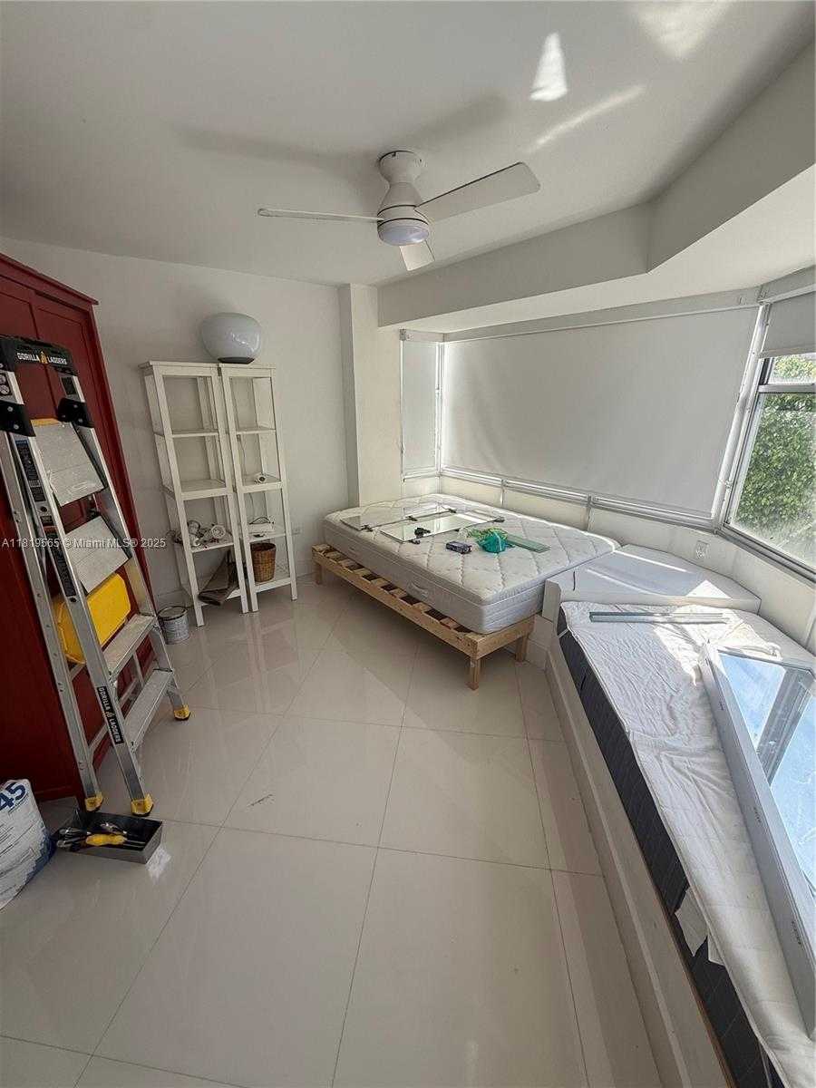 Small Image of 1881 WASHINGTON AVE #2E, Miami Beach Number 10