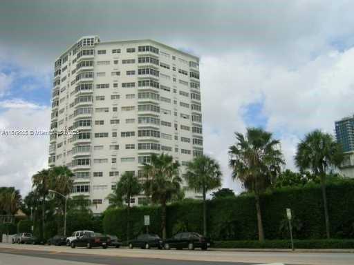 Small Image of 1881 WASHINGTON AVE #2E, Miami Beach Number 3