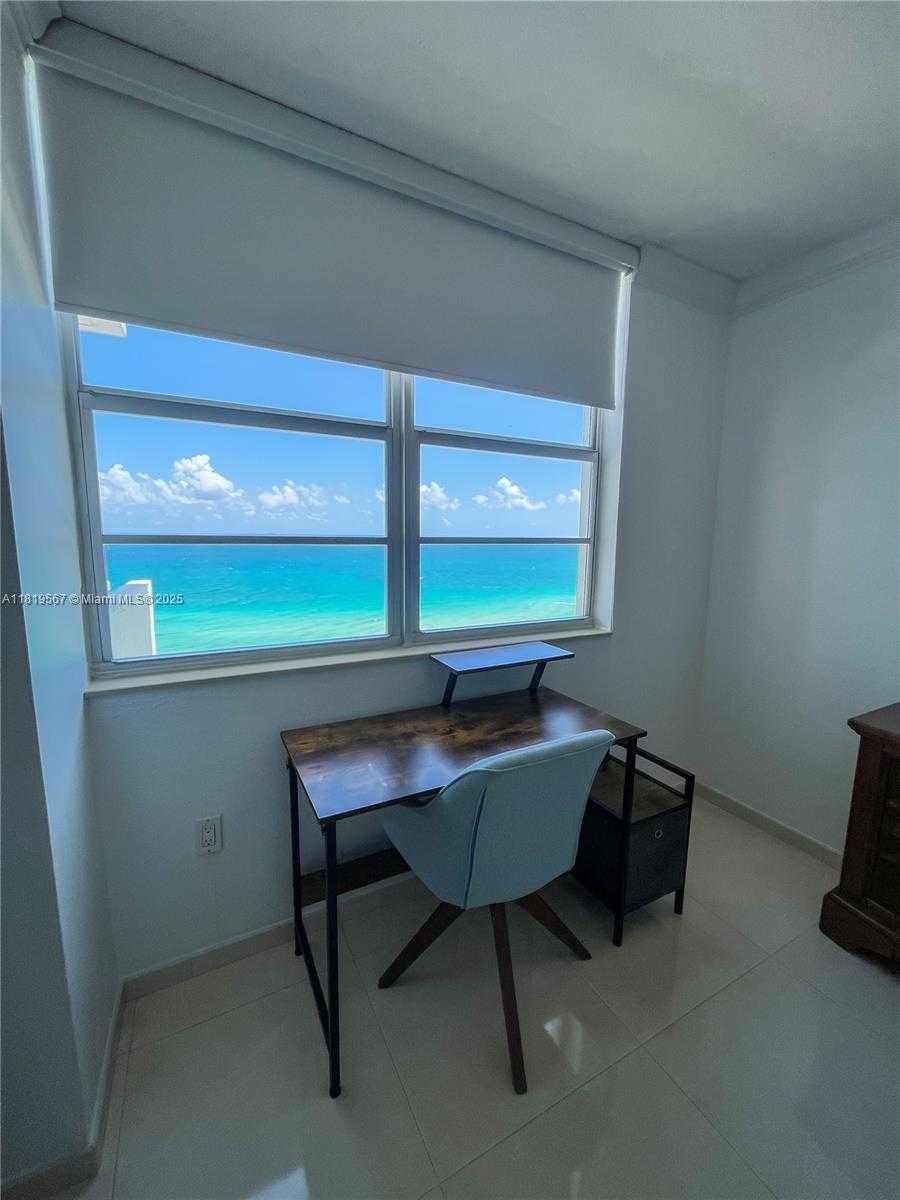 Small Image of 5701 COLLINS AVE #1506, Miami Beach Number 18