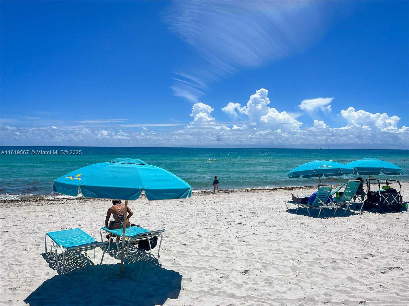 Small Image of 5701 COLLINS AVE #1506, Miami Beach Number 31