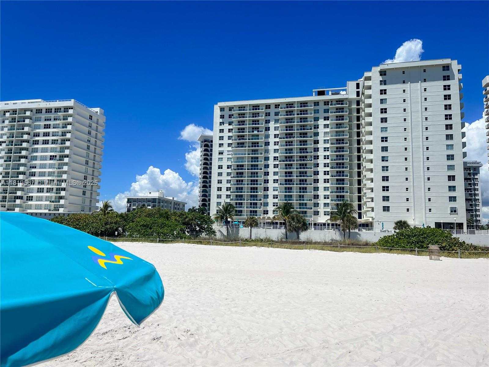 Small Image of 5701 COLLINS AVE #1506, Miami Beach Number 32