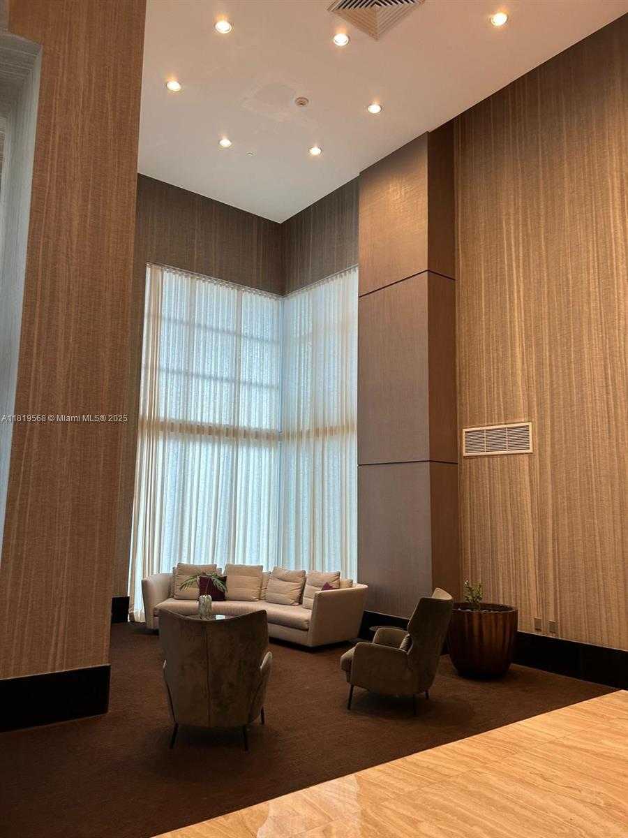 Small Image of 950 BRICKELL BAY DR #3402, Miami Number 21