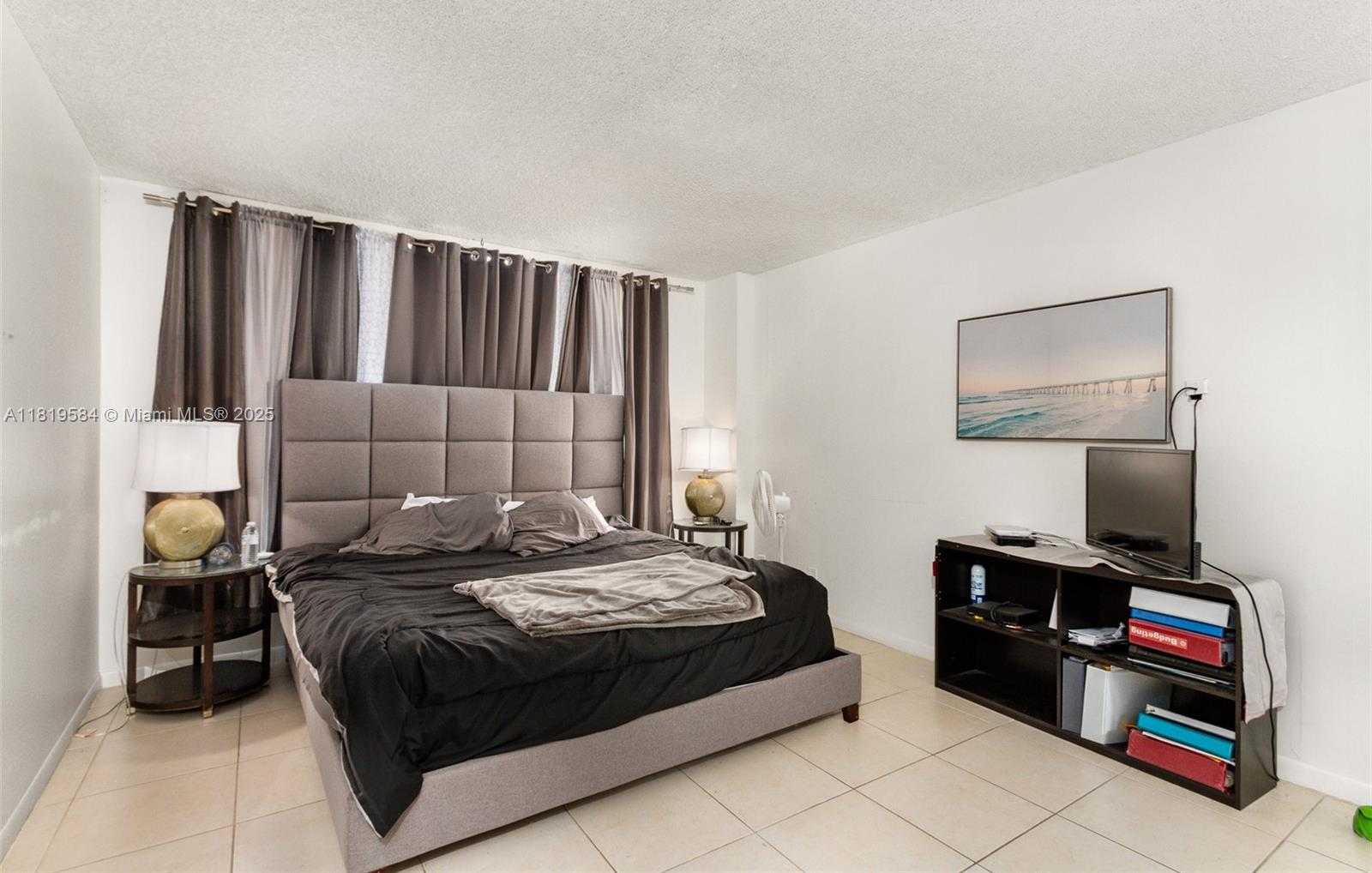 Small Image of 3800 SOUTH OCEAN DR #510, Hollywood Number 10