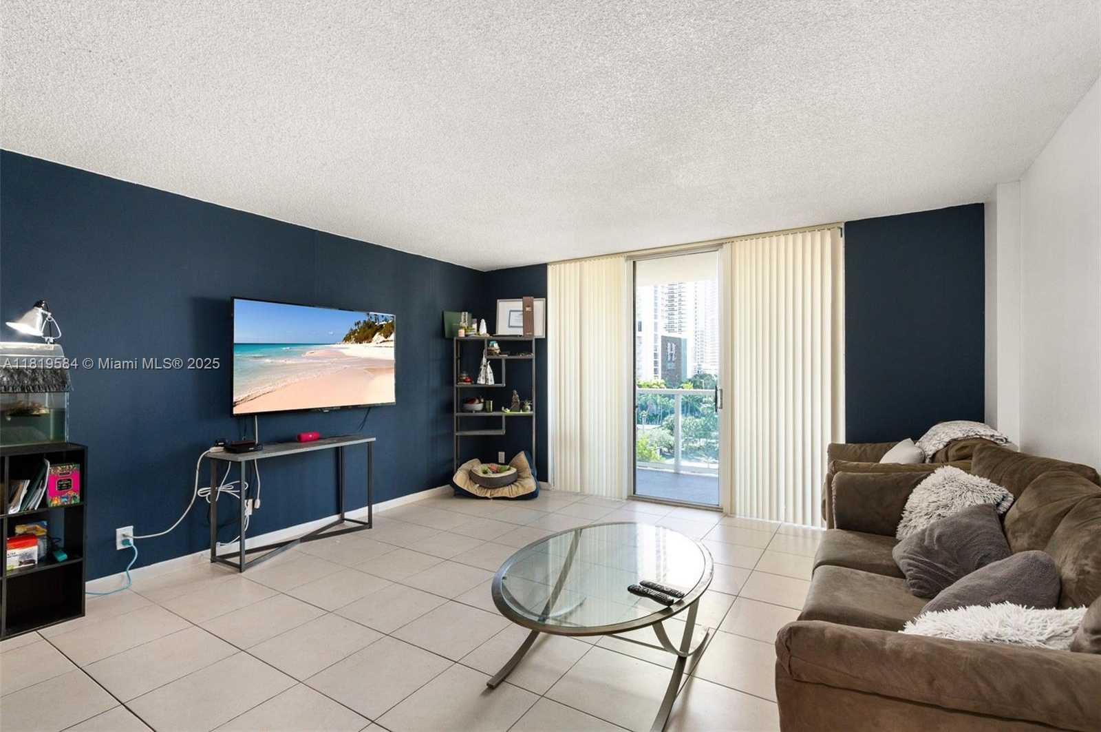 Small Image of 3800 SOUTH OCEAN DR #510, Hollywood Number 2