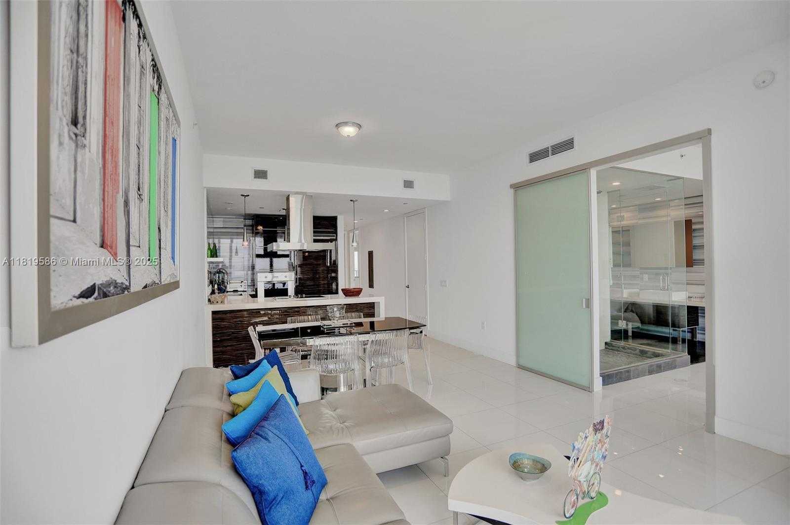 Small Image of 1100 BISCAYNE BLVD #3002, Miami Number 3