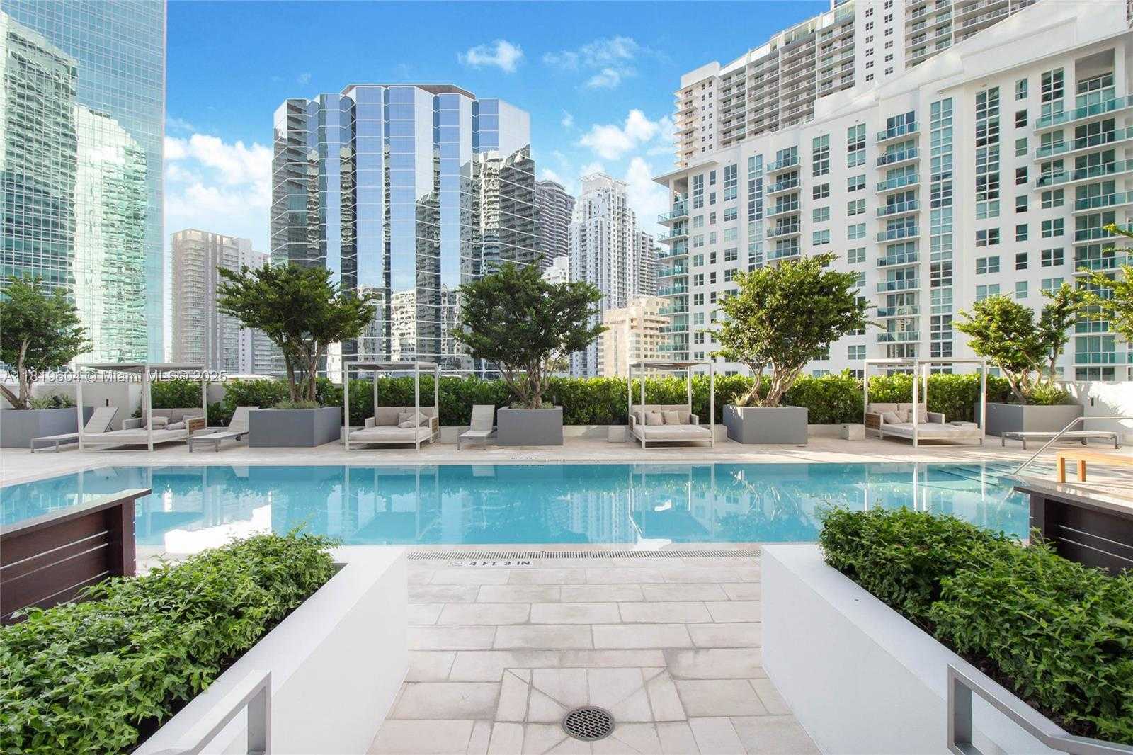 Small Image of 1331 BRICKELL BAY DR #2511, Miami Number 18