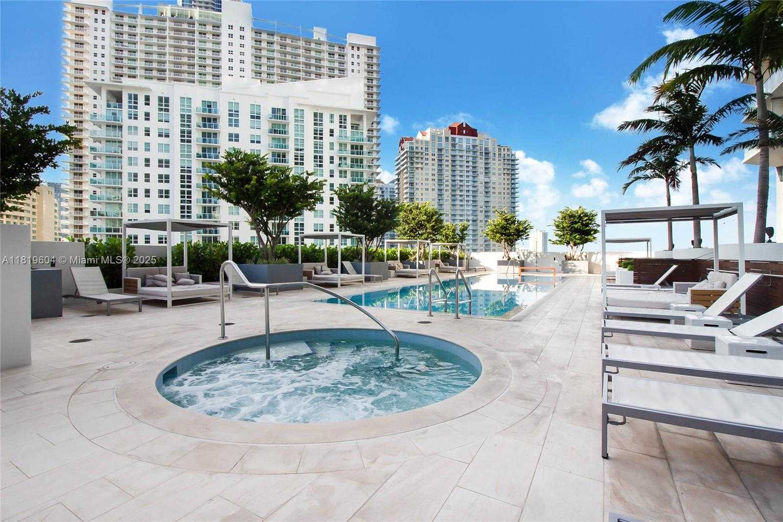 Small Image of 1331 BRICKELL BAY DR #2511, Miami Number 19