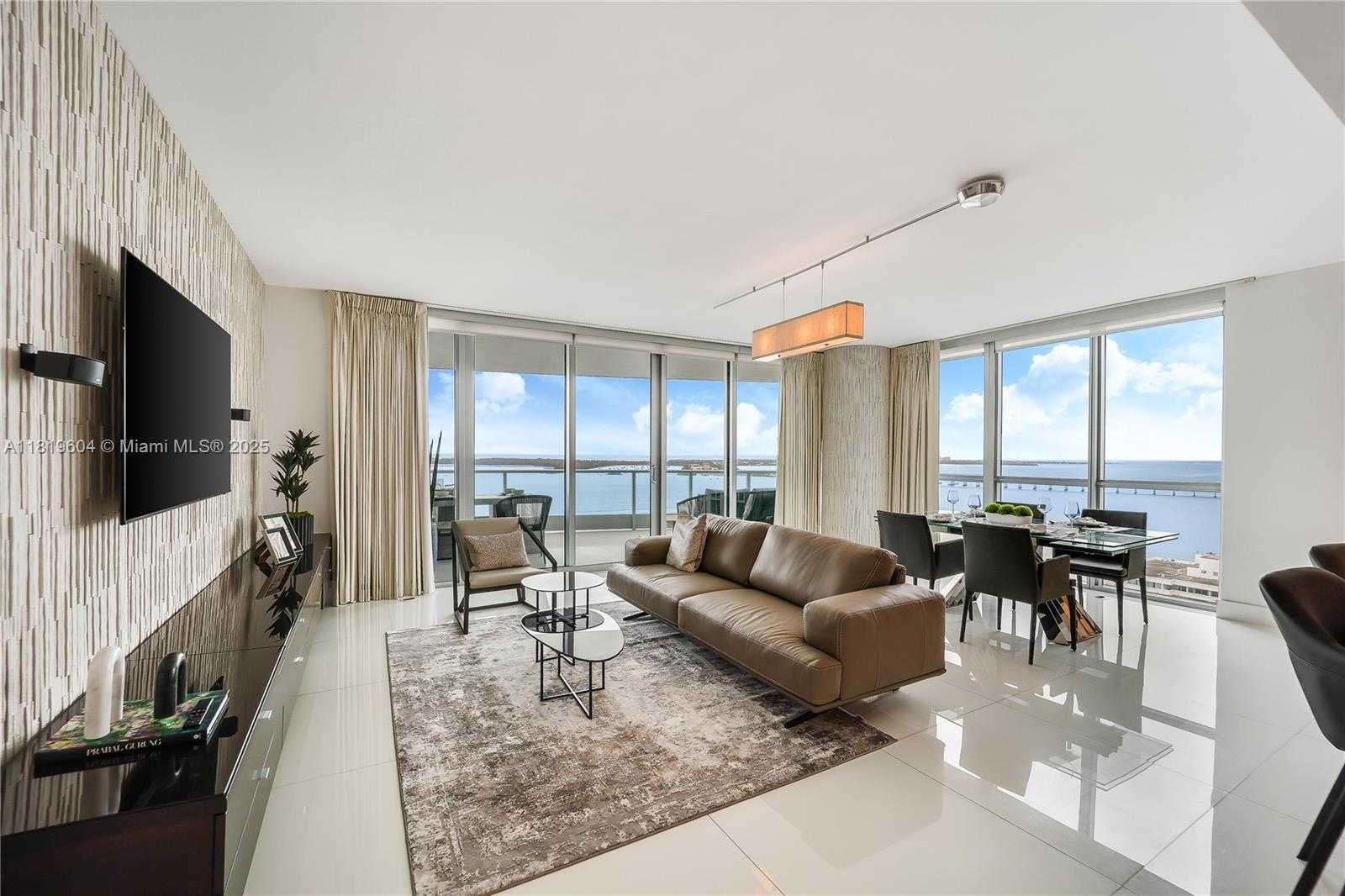 Small Image of 1331 BRICKELL BAY DR #2511, Miami Number 4