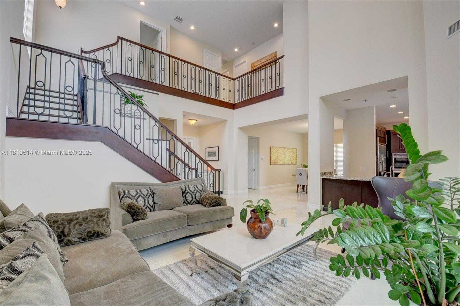 Small Image of 16939 BRIDGE CROSSING CIR, Delray Beach Number 11