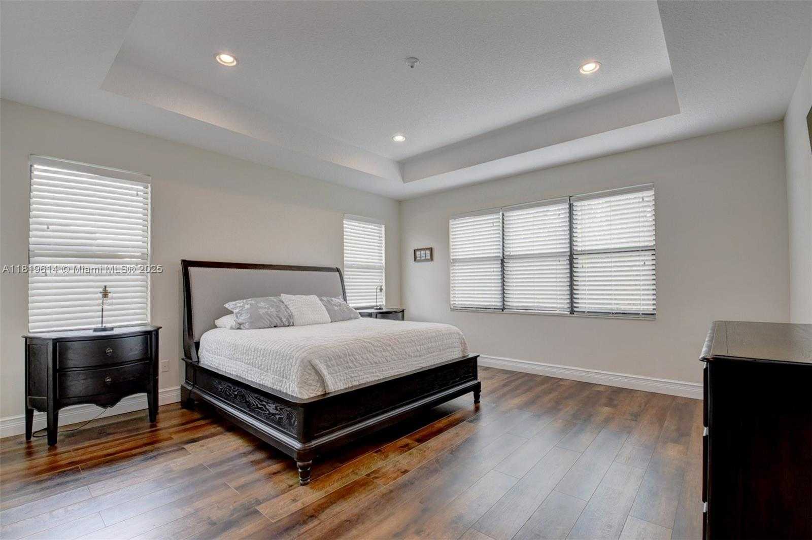 Small Image of 16939 BRIDGE CROSSING CIR, Delray Beach Number 30