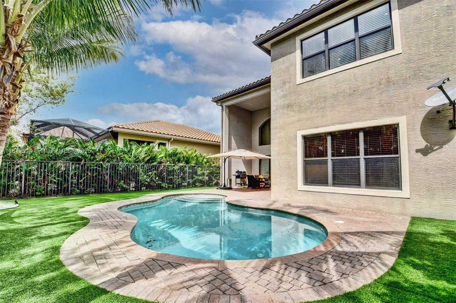 Small Image of 16939 BRIDGE CROSSING CIR, Delray Beach Number 51