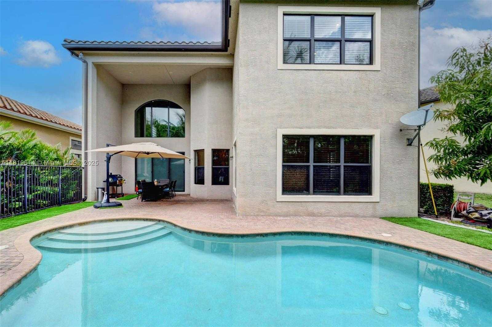 Small Image of 16939 BRIDGE CROSSING CIR, Delray Beach Number 52