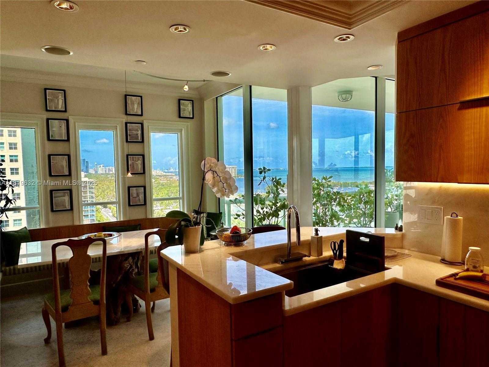 Small Image of 2645 SOUTH BAYSHORE DR #1403, Miami Number 10