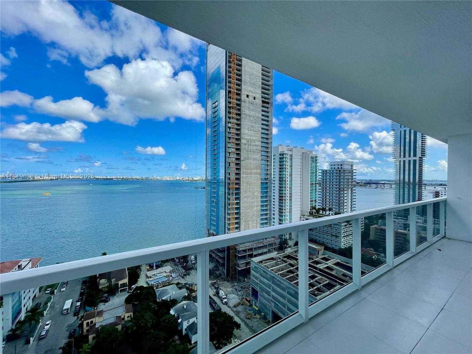 Small Image of 600 NORTH EAST 27 ST #2302, Miami Number 3