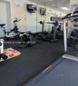 Small Image of 20500 E Country Club Dr, Aventura, FL 33180, USA Number 14