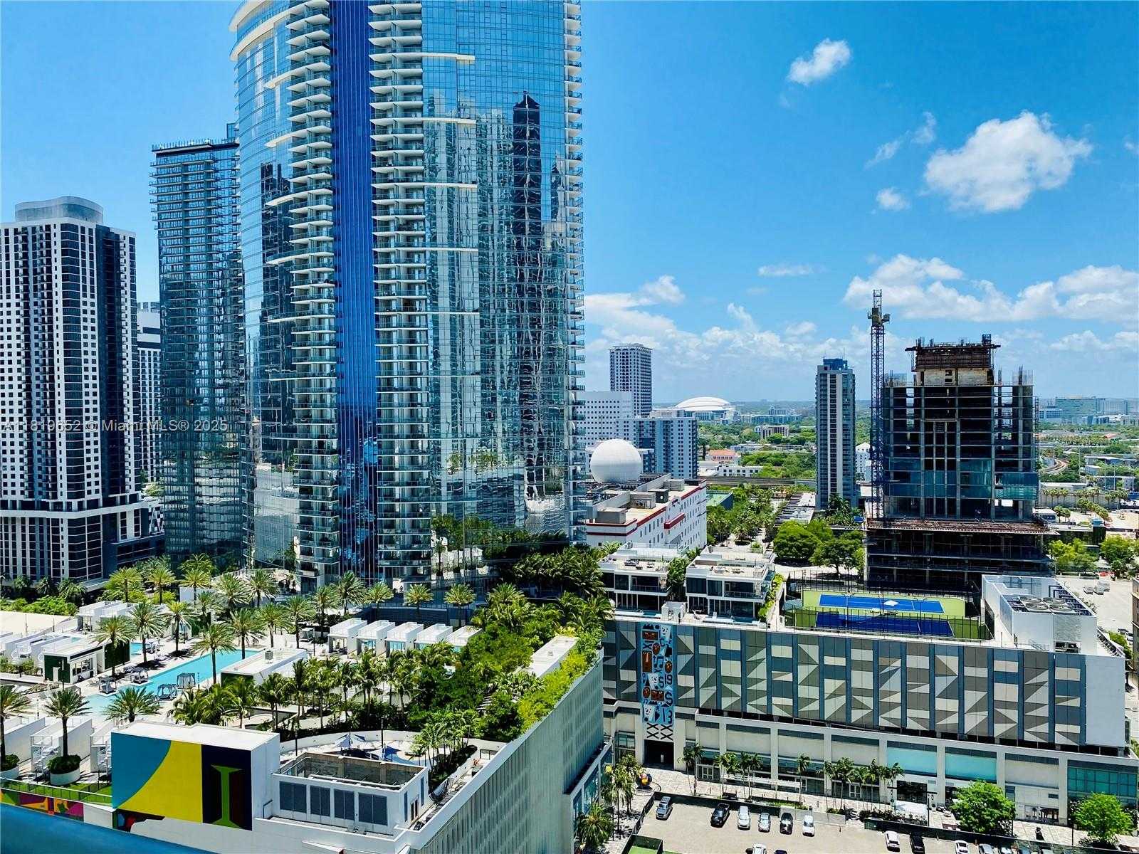 Small Image of 900 BISCAYNE BLVD #2609, Miami Number 17