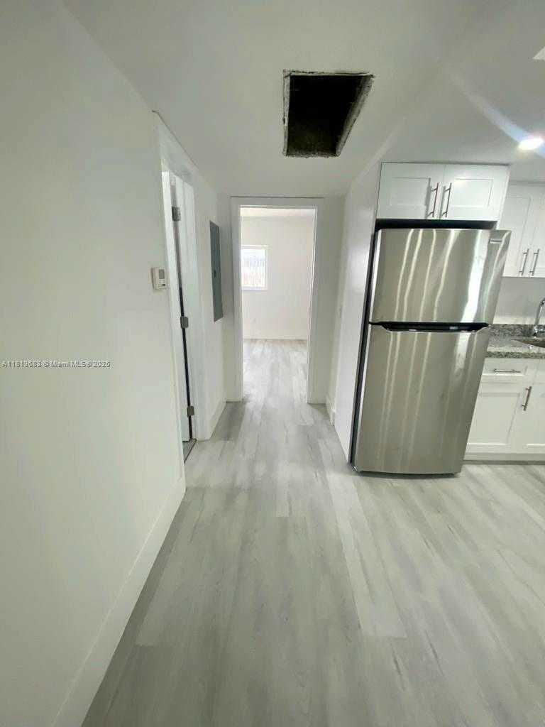 Small Image of 7291 GARY AVE #6, Miami Beach Number 13