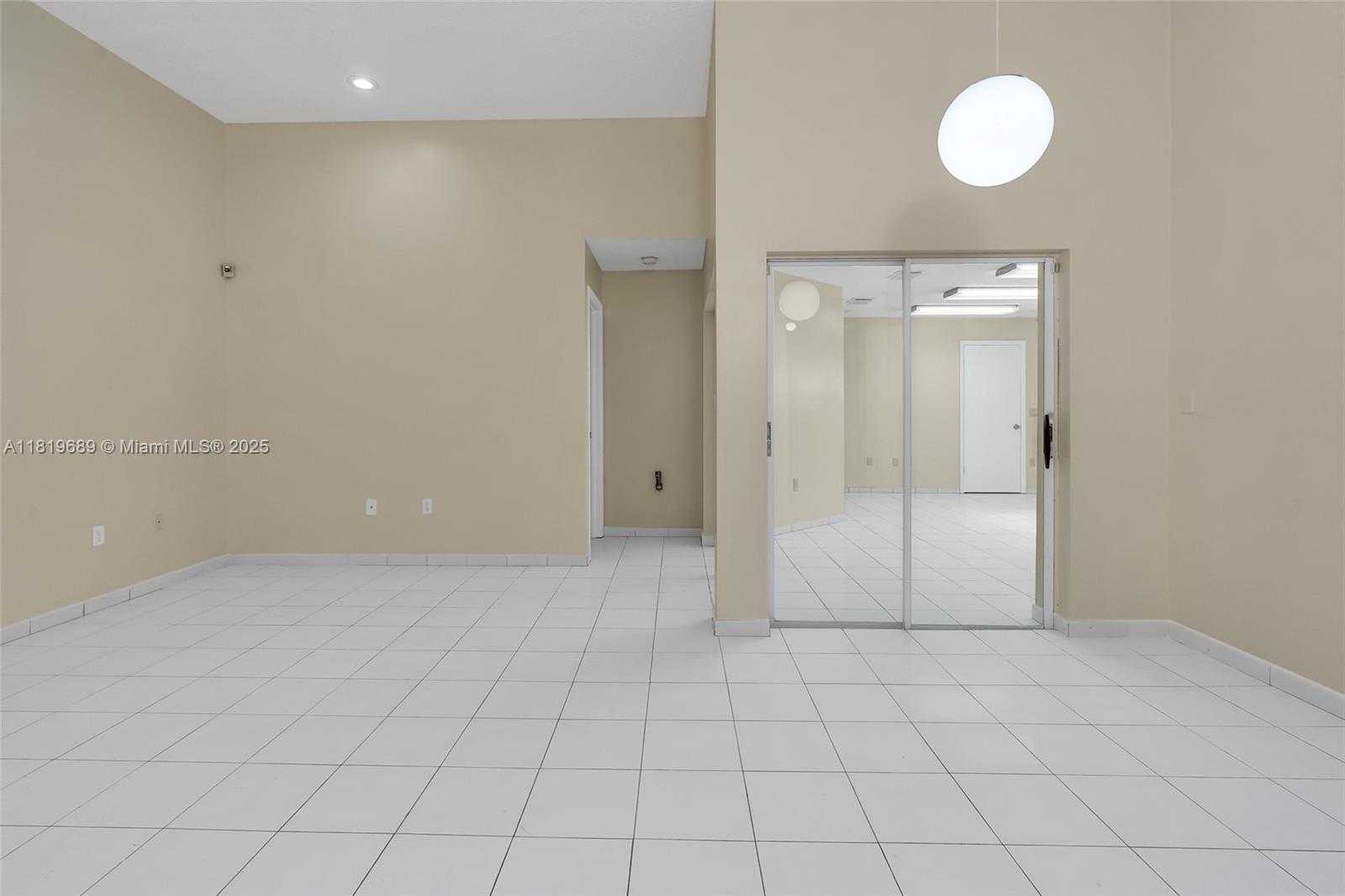 Small Image of 11473 SOUTH WEST 72ND TER, Miami Number 11