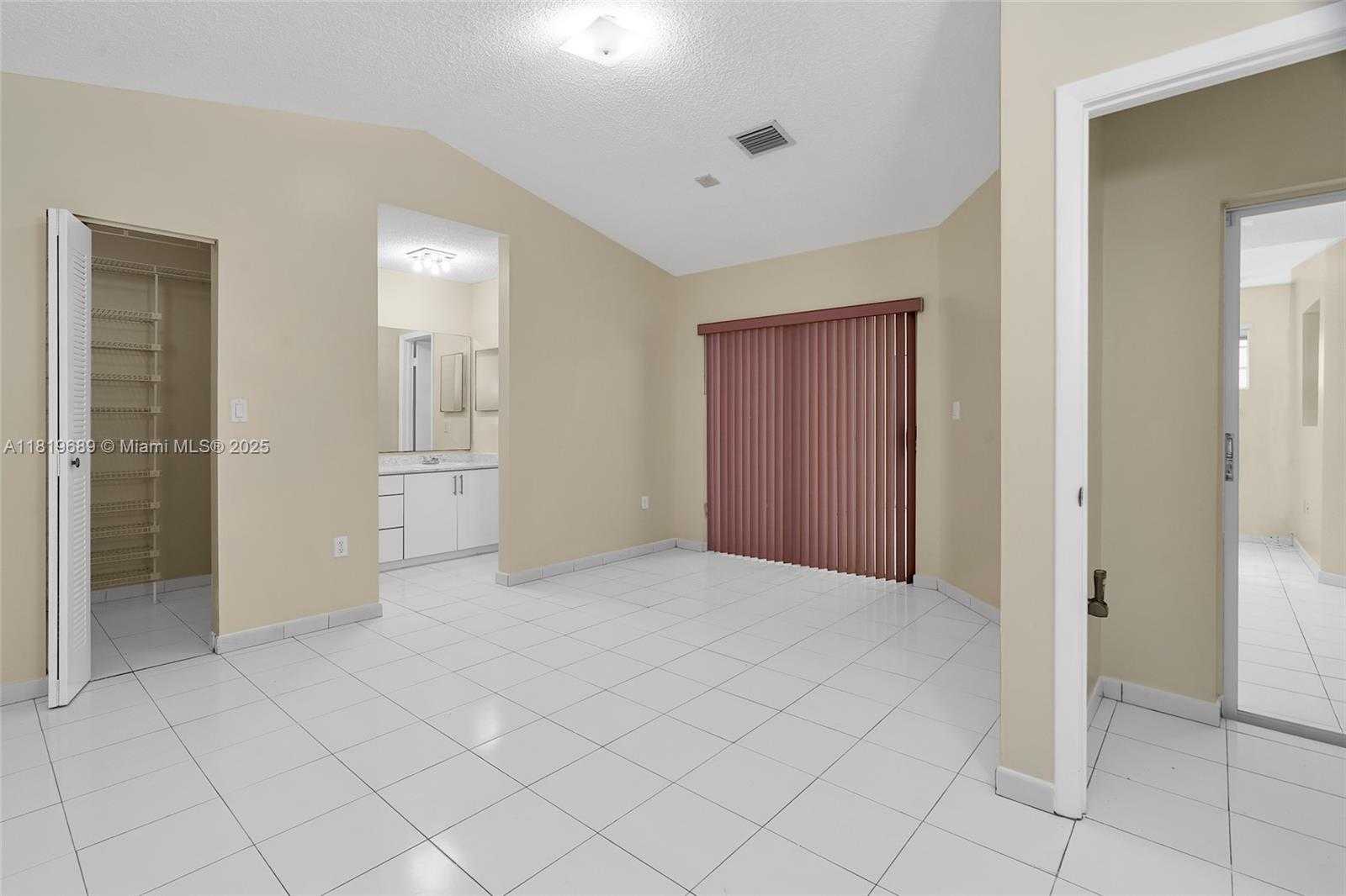 Small Image of 11473 SOUTH WEST 72ND TER, Miami Number 21