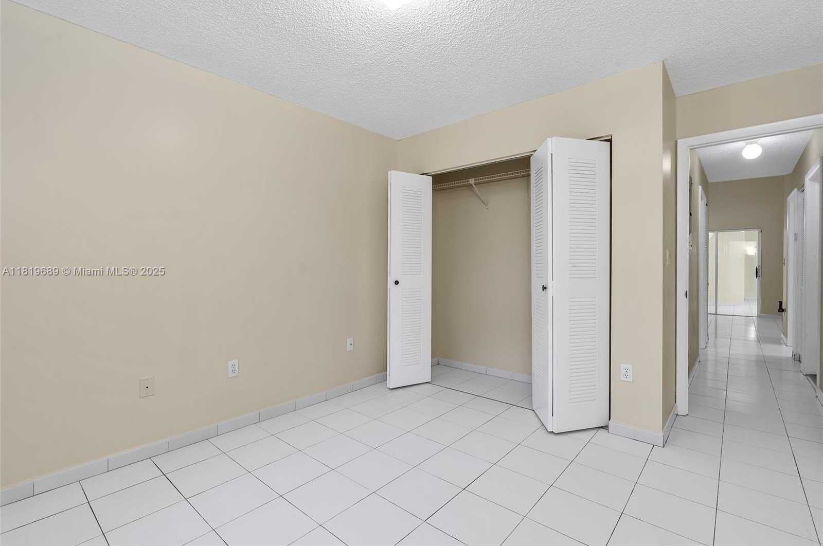 Small Image of 11473 SOUTH WEST 72ND TER, Miami Number 36