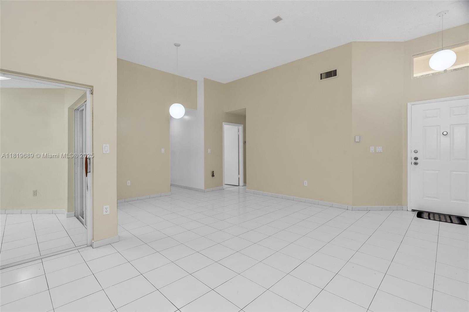 Small Image of 11473 SOUTH WEST 72ND TER, Miami Number 7