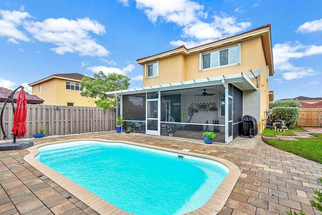 Small Image of 8986 SOUTH WEST 214TH TER, Cutler Bay Number 1