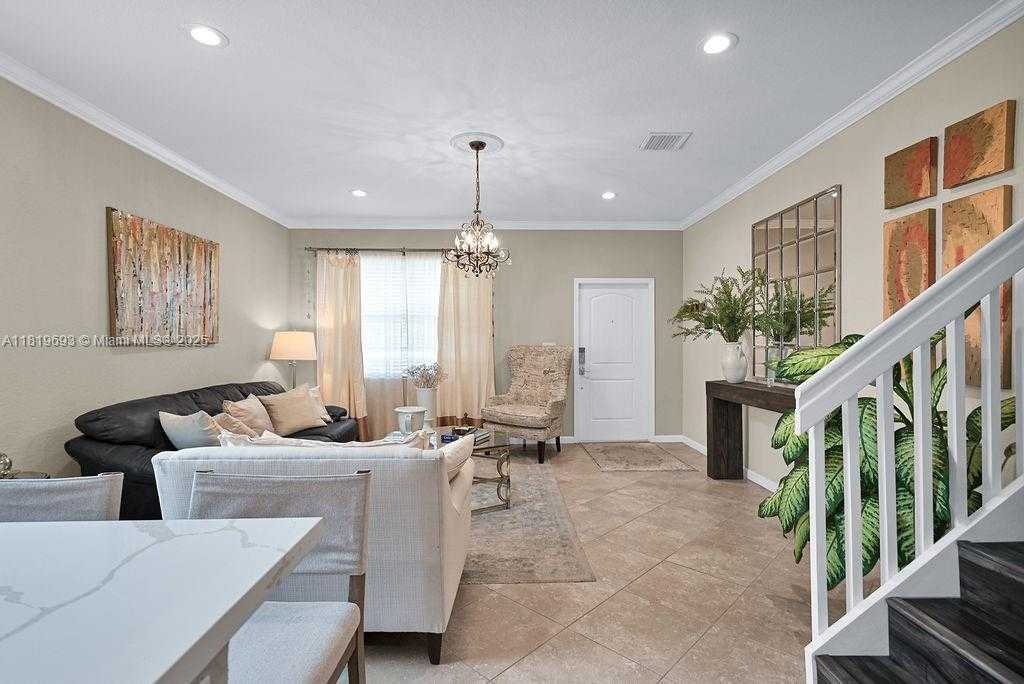 Small Image of 8986 SOUTH WEST 214TH TER, Cutler Bay Number 13