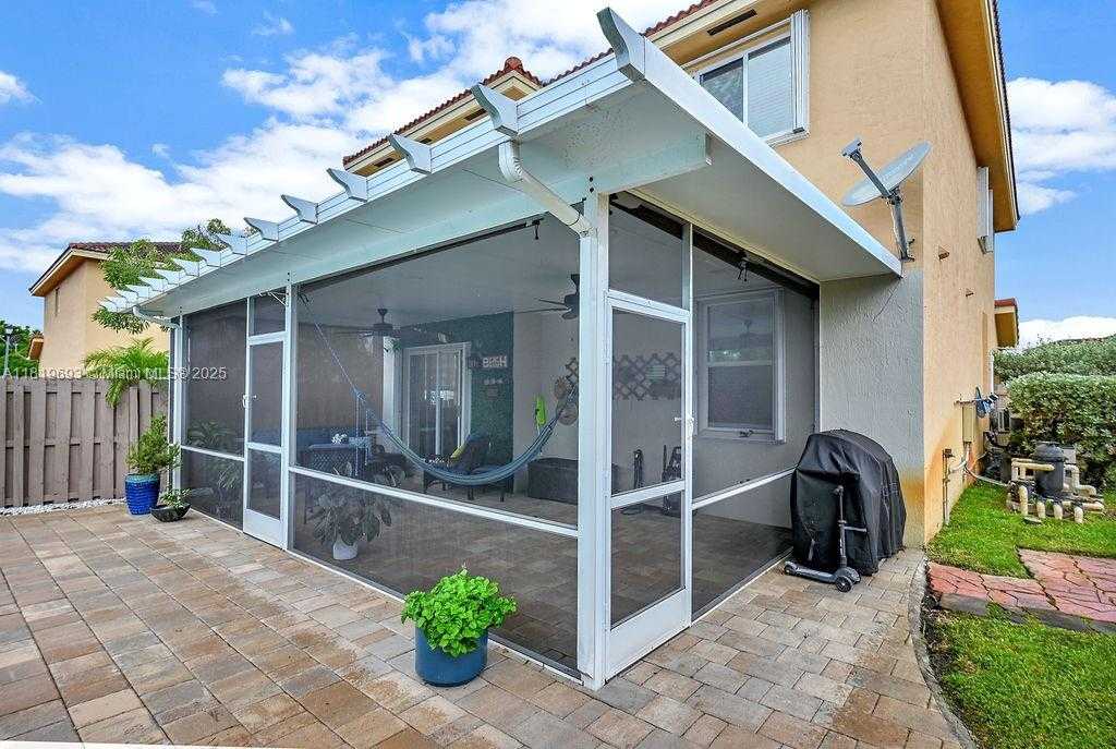 Small Image of 8986 SOUTH WEST 214TH TER, Cutler Bay Number 17