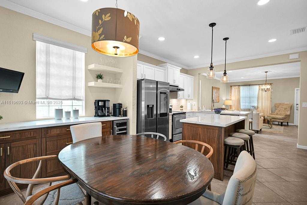 Small Image of 8986 SOUTH WEST 214TH TER, Cutler Bay Number 24