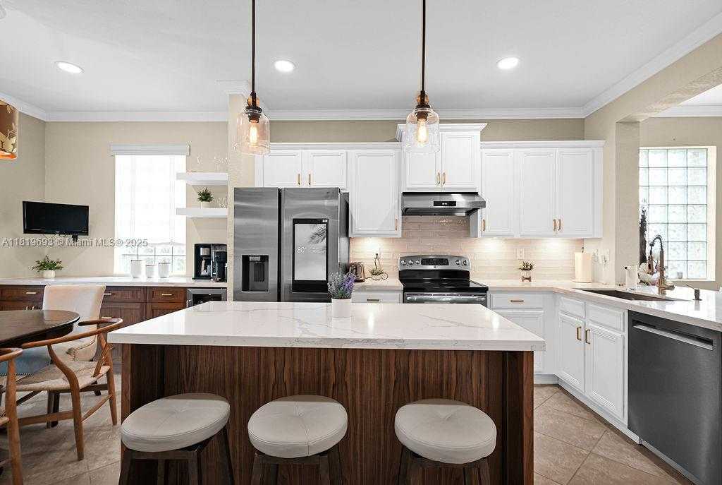 Small Image of 8986 SOUTH WEST 214TH TER, Cutler Bay Number 28