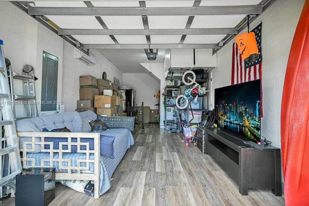 Small Image of 8986 SOUTH WEST 214TH TER, Cutler Bay Number 50