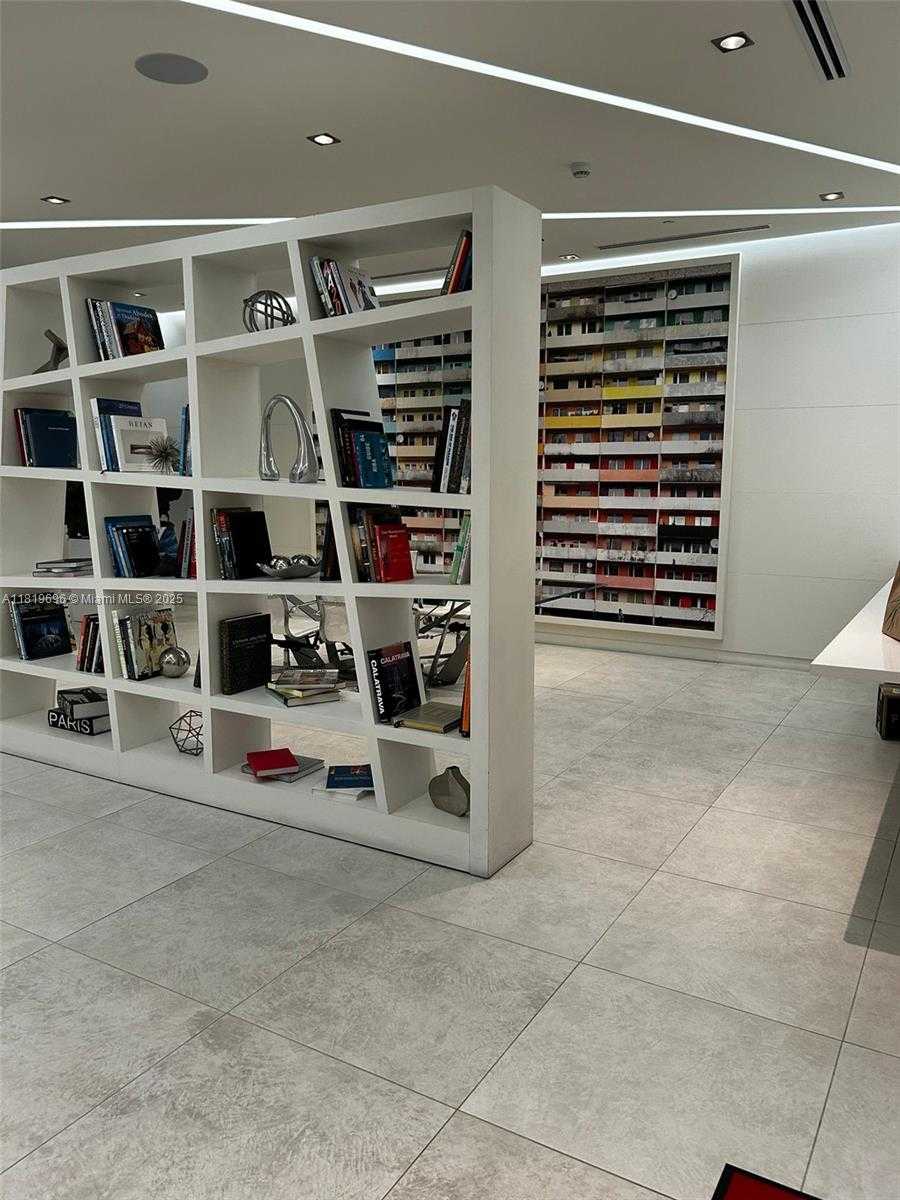 Small Image of 4250 BISCAYNE BLVD #912, Miami Number 11