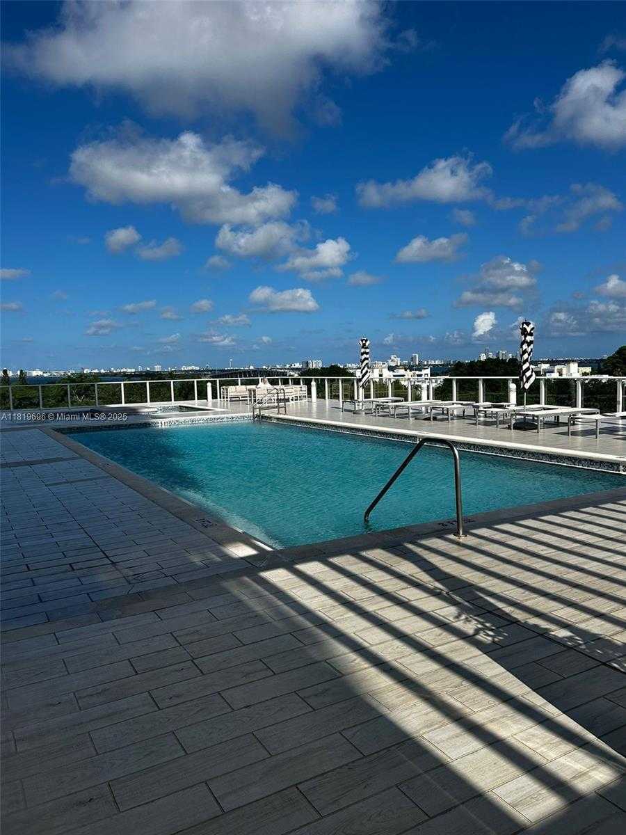 Small Image of 4250 BISCAYNE BLVD #912, Miami Number 6