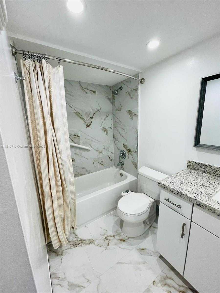 Small Image of 9301 SOUTH WEST 92ND #A306, Miami Number 10