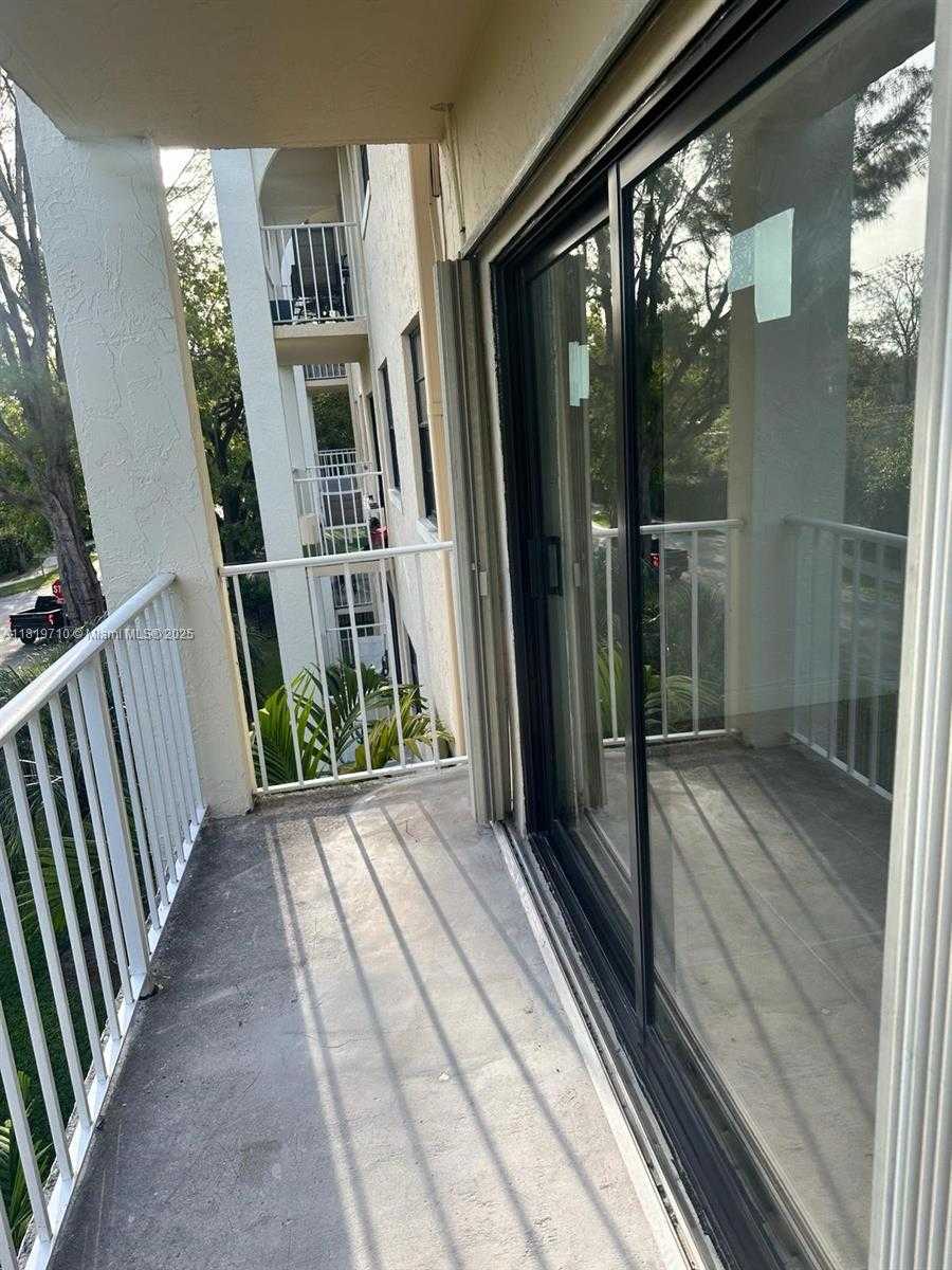 Small Image of 9301 SOUTH WEST 92ND #A306, Miami Number 15