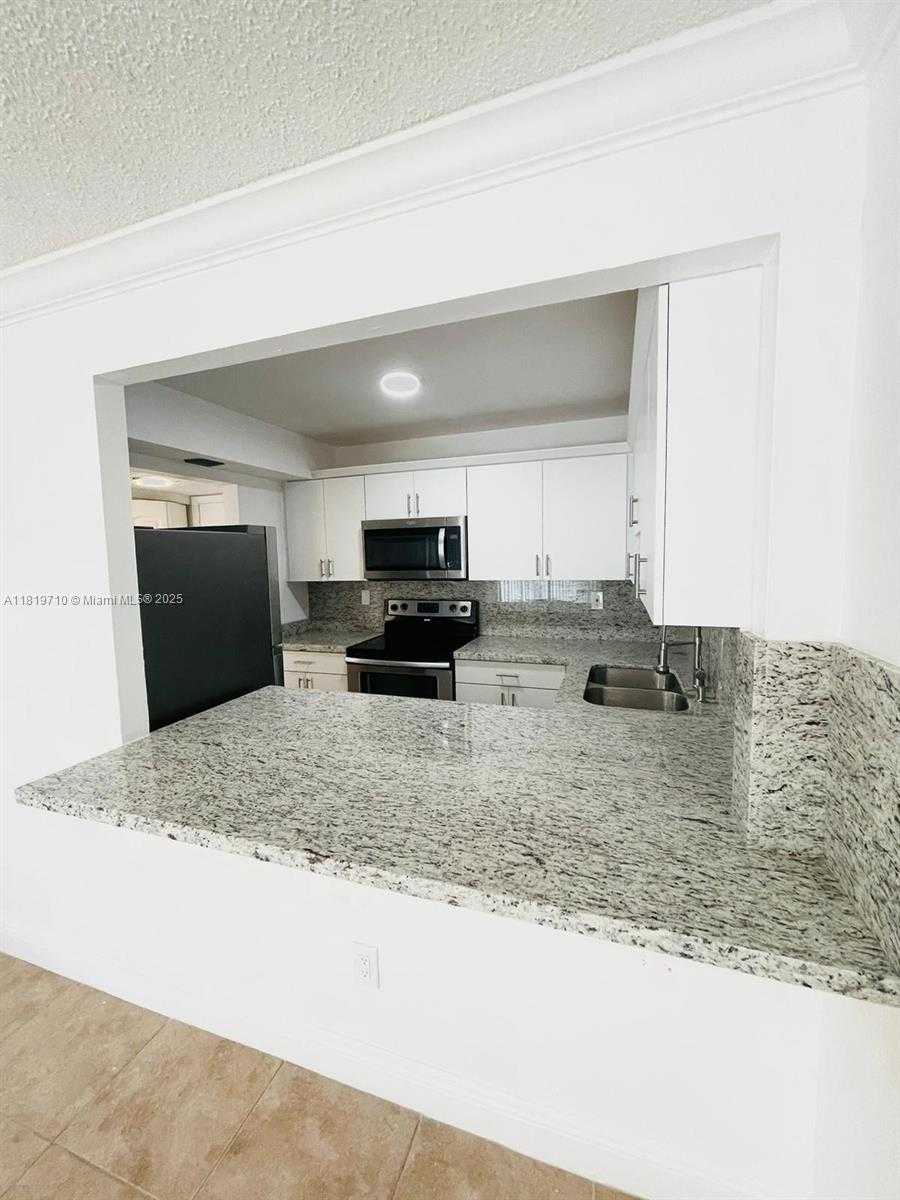 Small Image of 9301 SOUTH WEST 92ND #A306, Miami Number 6
