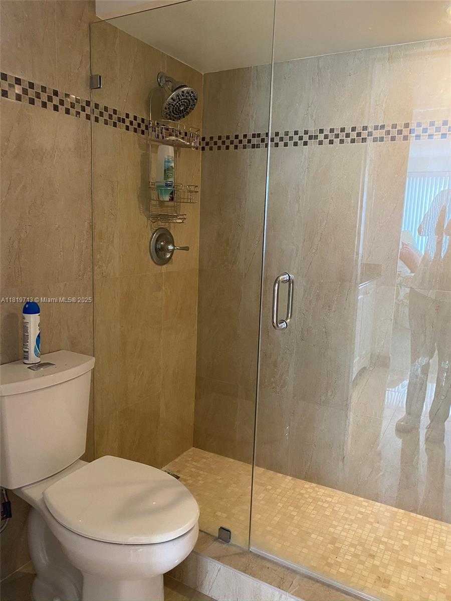 Small Image of 3111 NORTH OCEAN DR #611, Hollywood Number 10