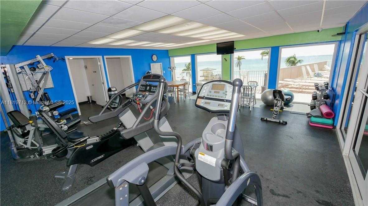 Small Image of 3111 NORTH OCEAN DR #611, Hollywood Number 21
